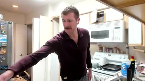 Liam online show from February 4, 2025, 2:07 am