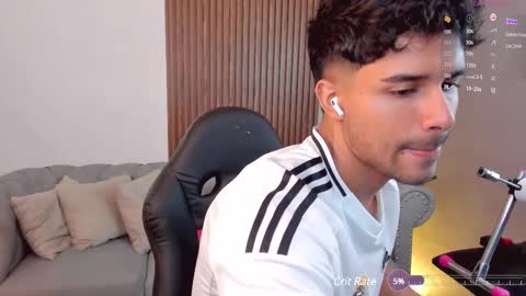 Liam Collins online show from March 5, 2025, 2:56 pm