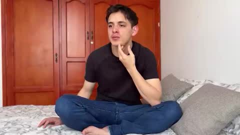 Liam online show from March 20, 2026, 6:02 pm