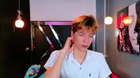 liam_green1 online show from February 19, 2026, 12:12 pm