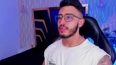 LIAM KLEIN online show from February 20, 2026, 11:32 am