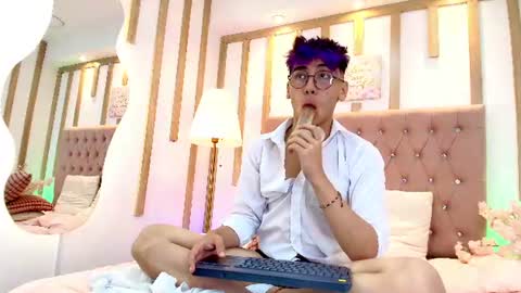 LIAM online show from June 23, 2026, 1:42 pm