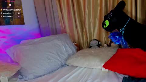 liam online show from November 5, 2025, 2:33 am