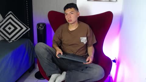 Snapshot of liam_sean chatting on February 13, 2026, 1:07 pm Liam online show from February 13, 2026, 1:07 pm