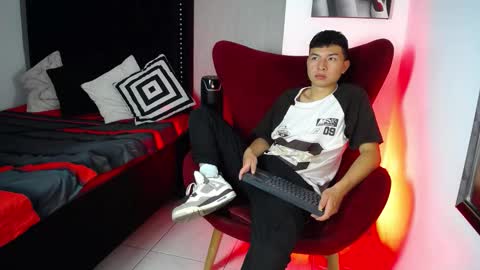 Snapshot of liam_sean chatting on February 20, 2026, 11:54 am Liam online show from February 20, 2026, 11:54 am