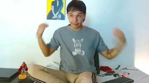 Snapshot of liam_xul chatting on February 21, 2026, 8:10 pm liamxul online show from February 21, 2026, 8:10 pm