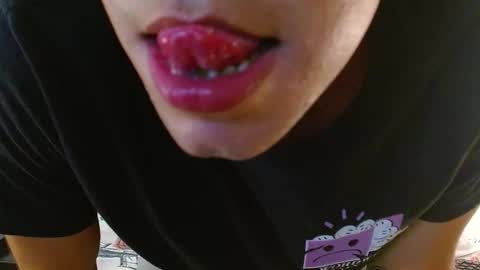 Snapshot of liam_xul chatting on March 3, 2026, 7:09 pm liamxul online show from March 3, 2026, 7:09 pm