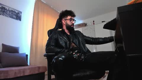 Snapshot of liamaesthetic chatting on February 25, 2026, 7:29 am Liam online show from February 25, 2026, 7:29 am