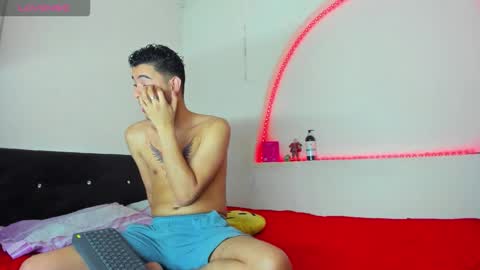 LIAM  KAI online show from November 19, 2025, 7:03 pm