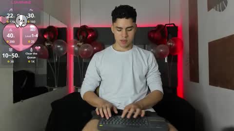 Liam online show from February 12, 2026, 12:00 pm