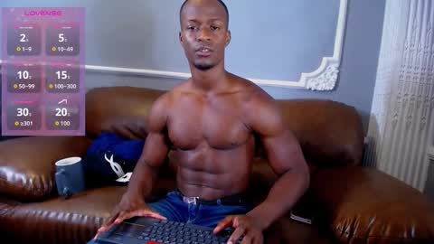 LiamRivers online show from November 20, 2025, 12:27 pm