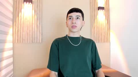 Snapshot of lian_cameron chatting on February 5, 2026, 3:55 am lian_cameron online show from February 5, 2026, 3:55 am