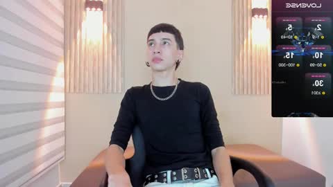 Snapshot of lian_cameron chatting on February 10, 2026, 3:54 am lian_cameron online show from February 10, 2026, 3:54 am