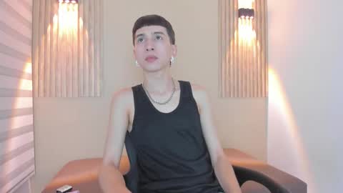 Snapshot of lian_cameron chatting on February 12, 2026, 3:45 am lian_cameron online show from February 12, 2026, 3:45 am
