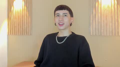 Snapshot of lian_cameron chatting on February 26, 2026, 3:38 am lian_cameron online show from February 26, 2026, 3:38 am