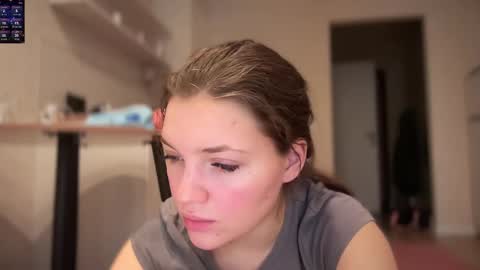 Snapshot of liana_8 chatting on February 22, 2026, 1:53 pm liana_8 online show from February 22, 2026, 1:53 pm