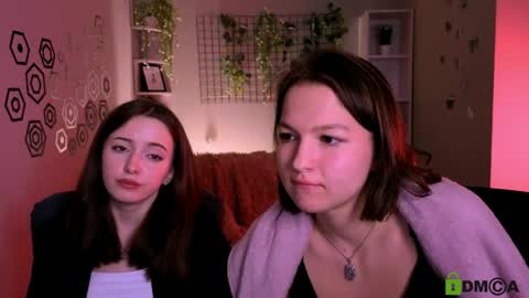 Li online show from May 19, 2026, 1:56 am
