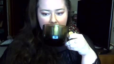 liaorgel online show from February 4, 2025, 5:12 pm