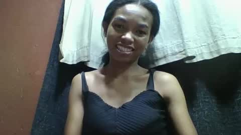 liaraisha online show from December 15, 2025, 8:24 pm