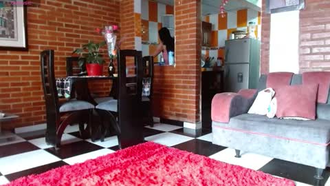 Snapshot of liarouse04 chatting on January 17, 2026, 12:32 pm Liarouse04 online show from January 17, 2026, 12:32 pm