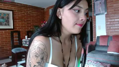 Snapshot of liarouse04 chatting on February 7, 2026, 1:04 pm Liarouse04 online show from February 7, 2026, 1:04 pm