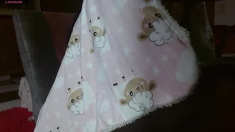 Snapshot of liarouse04 chatting on February 12, 2026, 12:22 pm Liarouse04 online show from February 12, 2026, 12:22 pm