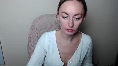 Lia online show from February 21, 2026, 12:06 pm