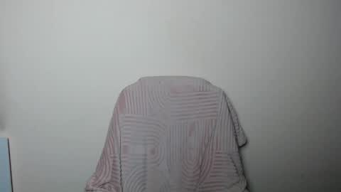 Lia online show from April 4, 2026, 12:13 pm