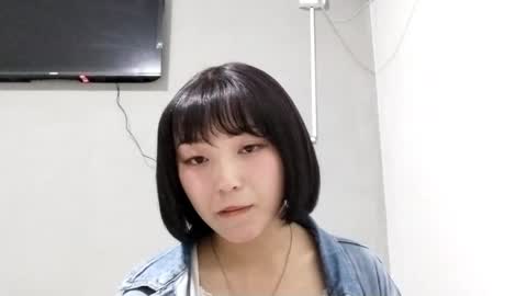 Molly online show from April 22, 2026, 12:39 pm
