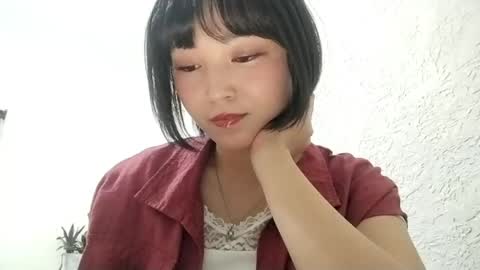 Molly online show from April 24, 2026, 6:32 pm