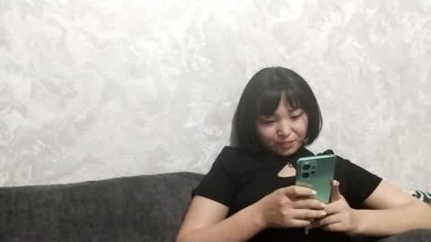 Molly online show from May 28, 2026, 5:32 pm