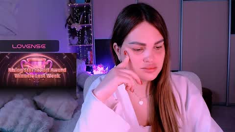 libra_mia online show from April 2, 2026, 4:21 am