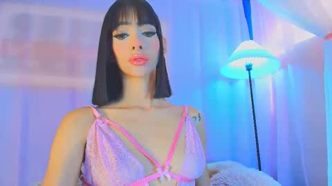 Valentina Hall online show from March 19, 2026, 11:36 am