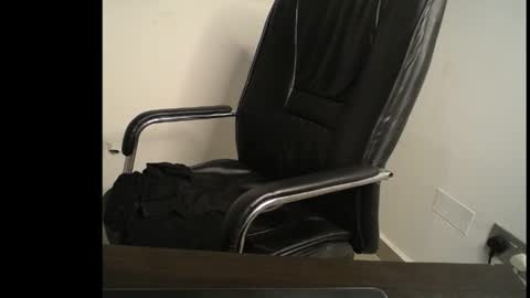 Snapshot of lick_pussyjuice chatting on January 15, 2025, 2:06 am kimani online show from January 15, 2025, 2:06 am