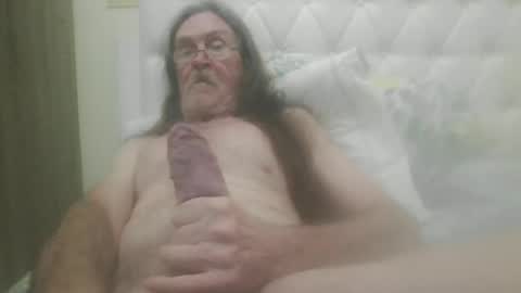 Snapshot of lickittostickit chatting on January 17, 2025, 5:32 am lickittostickit online show from January 17, 2025, 5:32 am
