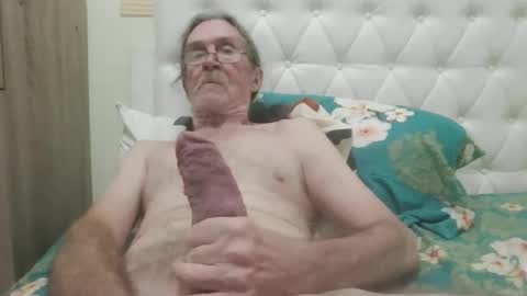 Snapshot of lickittostickit chatting on February 14, 2025, 7:28 am lickittostickit online show from February 14, 2025, 7:28 am