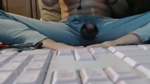 Snapshot of lickurlipz1 chatting on March 10, 2025, 5:29 pm lickurlipz1 online show from March 10, 2025, 5:29 pm