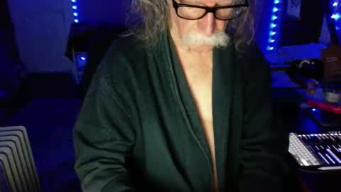 Snapshot of lickyouryoni chatting on November 17, 2025, 3:18 pm LickYourYoni online show from November 17, 2025, 3:18 pm