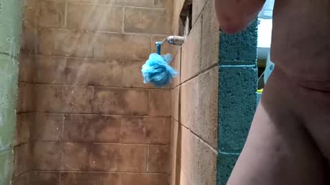 Snapshot of licorice10 chatting on December 22, 2024, 6:39 am Licorice10 online show from December 22, 2024, 6:39 am