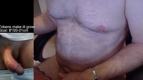 Snapshot of liebestool008 chatting on September 24, 2025, 11:13 am 8curve online show from September 24, 2025, 11:13 am