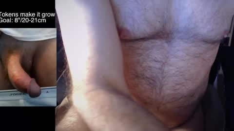 Snapshot of liebestool008 chatting on October 17, 2025, 1:57 pm 8curve online show from October 17, 2025, 1:57 pm