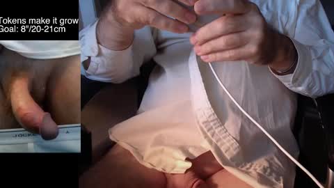 Snapshot of liebestool008 chatting on October 28, 2025, 2:53 pm 8curve online show from October 28, 2025, 2:53 pm