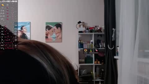 light_lunaa online show from February 24, 2025, 2:04 pm