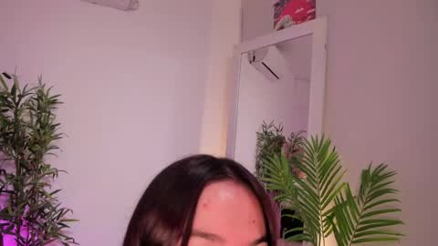 Lia Sweet online show from April 9, 2026, 4:12 pm