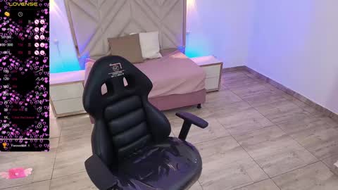 LIAH  online show from January 20, 2025, 3:07 pm