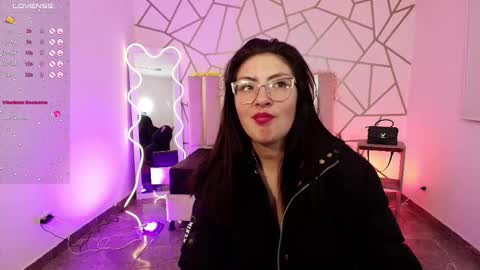 LIAH  online show from March 12, 2025, 12:10 am