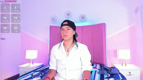liiam_smith_ online show from September 14, 2025, 1:10 pm