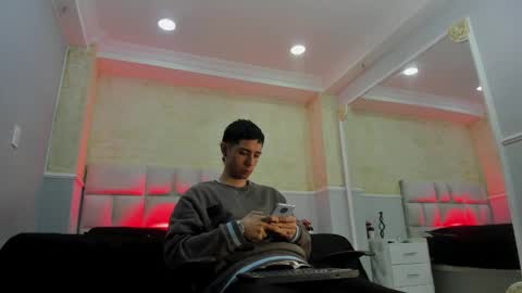 L I I A M online show from February 17, 2025, 4:31 am