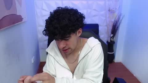 Lil Boy- online show from October 19, 2025, 3:40 am