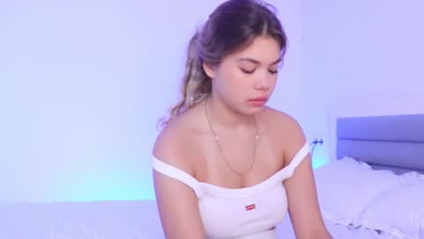 liimeee online show from September 23, 2025, 5:10 am